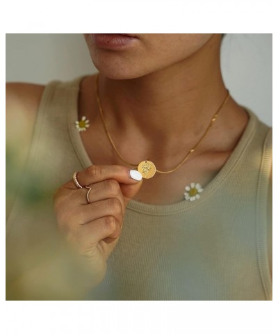 Birth Flower Necklace 18k Gold Custom Floral Pendant Necklaces Dainty Birth Month Flower Disc Hand Stamped Necklace Personali...